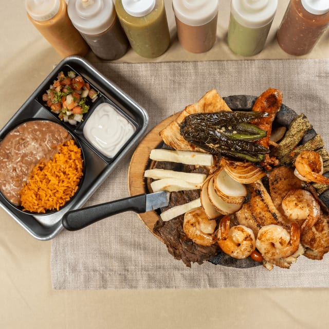 Molcajete.